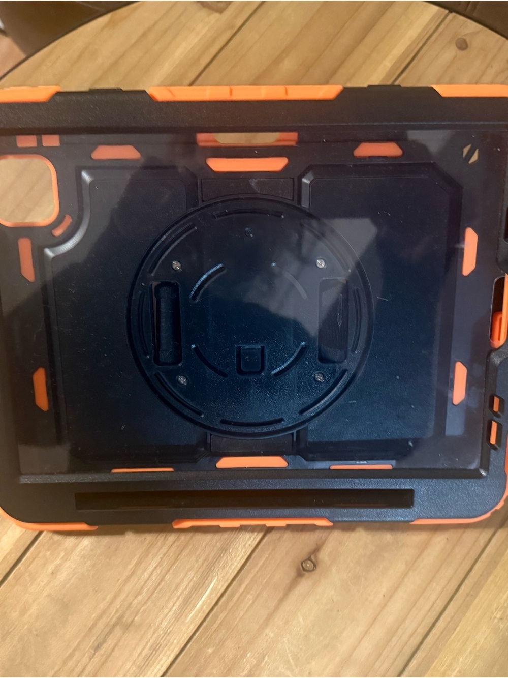 iPad Pro 11-inch (4th Gen) case and screen protector